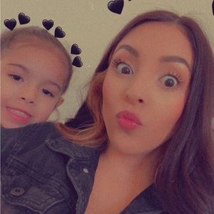 Meet your Posher, Rebecca